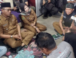 Bupati Bandung Bertakziyah ke Rumah Duka Korban Pembunuhan