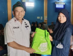 Cegah Stunting, Pemdes Babakan Salurkan Bantuan Makanan Bergizi dari Pemkab Bandung