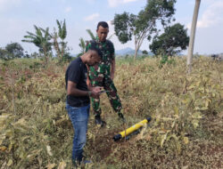 Danramil Arjasari Tinjau Lokasi Pembuatan Sumur Bor di Lahan Ketahanan Pangan SPLPP Unpad