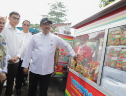 Tampung Aspirasi Warga, Mensos Apresiasi Puskesos Tanginas di Kabupaten Bandung