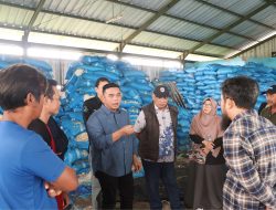 Kunjungi Kapetakan Cirebon, Komisi II DPRD Jabar Bahas Peningkatan Produksi Garam