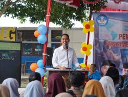 Smart Board dan Starlink Hadir di OKI, Digitalisasi Jangkau SD, SMP hingga PAUD
