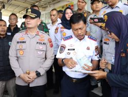 Pastikan Mudik Aman Wali Kota Cirebon Pimpin Ramp Check Armada Lebaran 2026