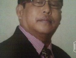 Pedamaran di Persimpangan Jalan