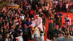 Milangkala Tatar Sunda 2026 : Kirab Mahkota Binokasih Tegaskan Cirebon sebagai Kota Budaya dan Pluralisme