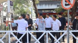 Wali Kota Cirebon Apresiasi Pemagaran Trotoar di Depan CSB Mall, Tingkatkan Kenyamanan Pejalan Kaki