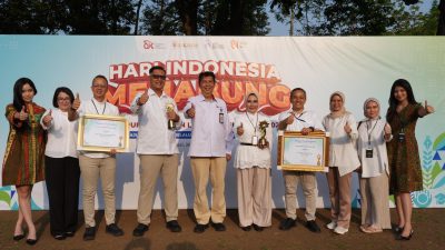 Bank bjb Konsisten Dorong Inklusi Keuangan, Raih Dua Penghargaan OJK